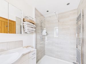 Photo 25- click for photo gallery